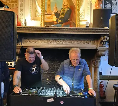 DJ's Fred en Johan